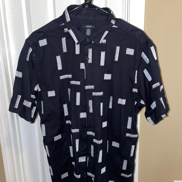 Men’s Alfani Shirt - Bundle (L) - Picture 6 of 6